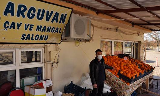 Arguvan’da kapatılan kahvehane ve çay ocakları manava dönüştürüldü