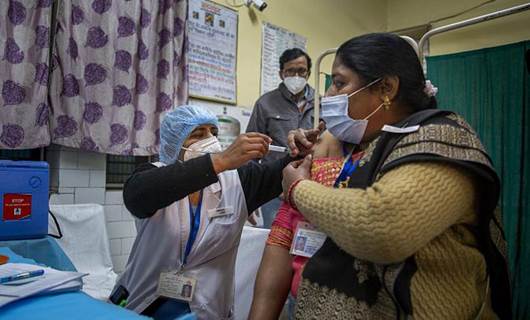 Hindistan, AstraZeneca/Oxford aşısını onayladı