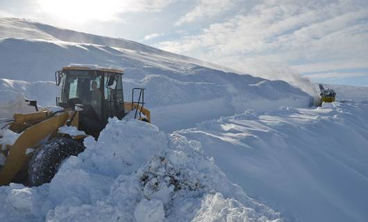 Van, Muş, Bitlis ve Hakkari'de 1311 yerleşim birimine ulaşım sağlanamıyor