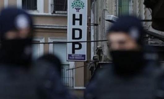 HDP Esenyurt ilçe eş başkanları yeniden gözaltında