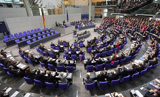 Türkiye'ye silah ambargosu Almanya Parlamentosu’nda
