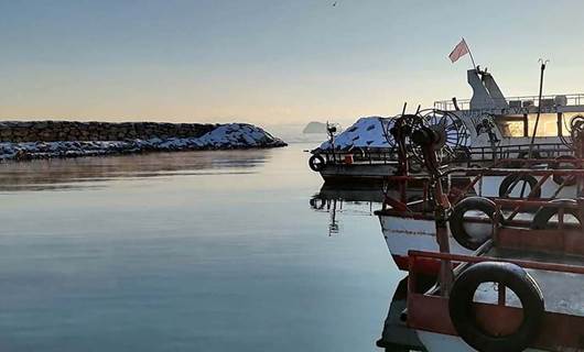 FOTO - Akdamar Adası 'beyaz gelinliği'yle büyülüyor