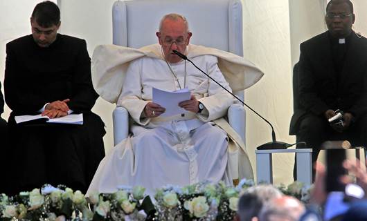Papa Francis: Teror xwe li pişt perdeya olî vedişêre