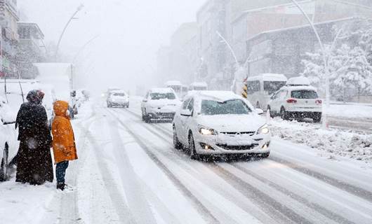 Van, Muş ve Bitlis'te 181 yerleşim birimine ulaşım sağlanamıyor