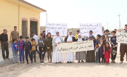 Yazidi returnees protest lack of basic services in Shingal village