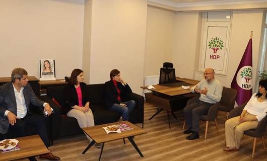 Kaftancıoğlu HDP İstanbul İl Örgütü’nü ziyaret etti