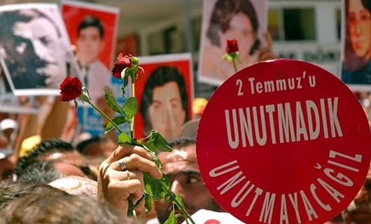 Sivas Katliamı davası: Aileler adalet istiyor