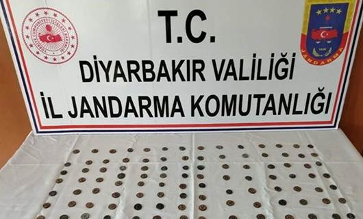 Diyarbakır'da Roma dönemine ait 143 sikke ele geçirildi: 4 gözaltı