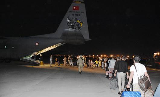 Kabil'deki 200'ü aşkın Türkiye vatandaşı tahliye edildi