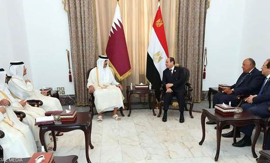 Mısır Cumhurbaşkanı ile Katar Emiri, Körfez krizinden bu yana ilk defa Irak'ta görüştü