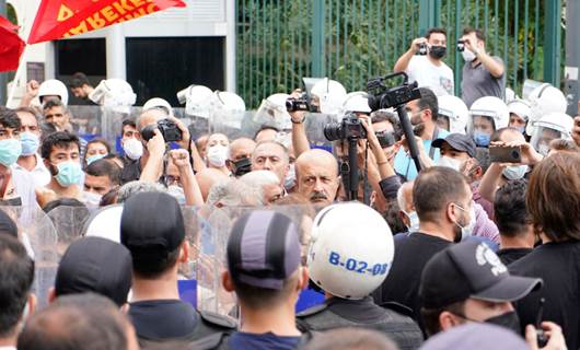 HDP’nin basın açıklamasına polis müdahalesi