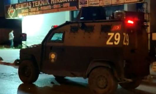 DEVA Partisi Arnavutköy İlçe Başkanlığı'na silahlı saldırı