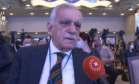 Ahmet Turk: Dixwazin li ser gelê Kurd bandorên xirab bimeşînin