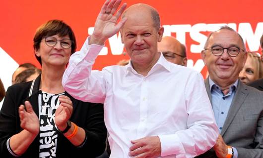 SPD lideri: Yeşiller ve Hür Demokratlarla koalisyon istiyoruz