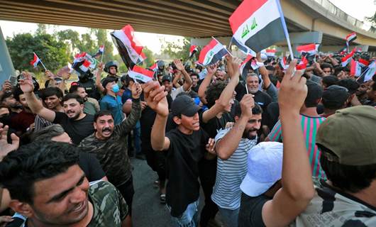 Irak’ta protestolar: Kazımi soruşturma komisyon kurulması için talimat verdi