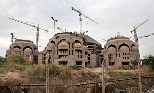 Incomplete Saddam-era marquee mosque lays bare Iraq divisions