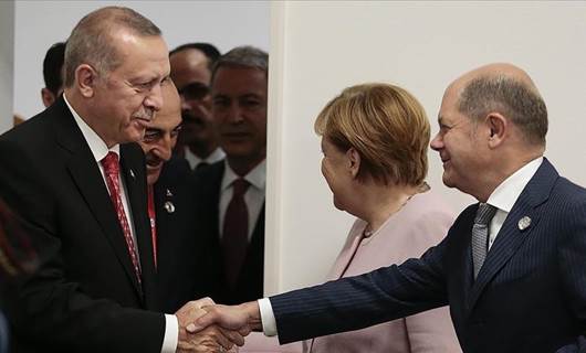 Erdoğan'dan Almanya Başbakanı Scholz'a tebrik telefonu