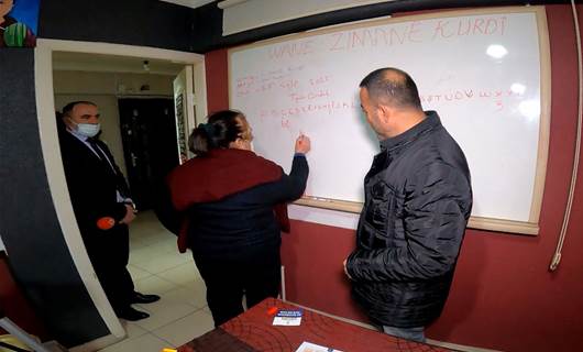 Ankara’daki Kürtçe dil kursuna Türkler de katılıyor