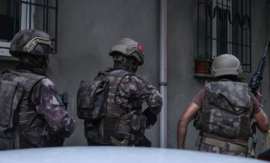 Li Şirnex û Stenbolê 26 kes bi tohmeta 'teror û PKKê' hatin desteserkirin