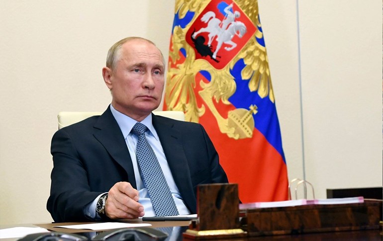 Kremlin: Putin Rus ordusuna 'dur' emri verdi ancak Ukrayna müzakereyi reddetti