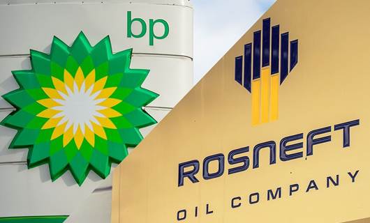 BP pişkên xwe yên di Rosneftê de vedikişîne