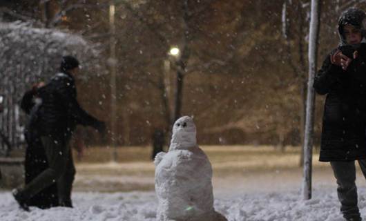 FOTO: Fotoğraflarla İstanbul'da kar yağışı
