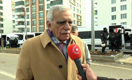 Ahmet Turk bo Rûdaw: Bila gelê Kurd xwe bo guhertinan amade bike