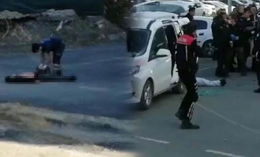 İstanbul-Küçükçekmece'de silahlı çatışma: 3 ölü, 4 yaralı