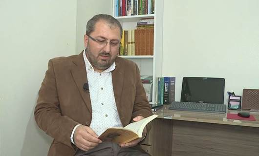 Rojavalı şair ilk divanını Diyarbakır'da yayımladı