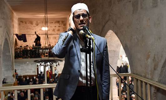 Kürt imam, 'Ezan Yarışması'nda dünya birincisi oldu