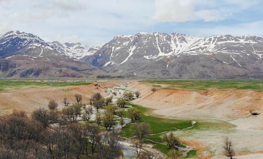 Bi wêneyan; Bihara Dêrsimê