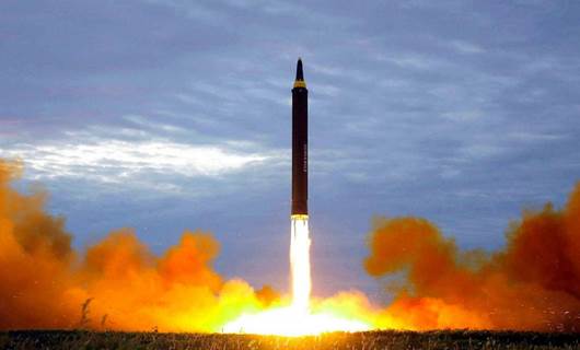 Kuzey Kore 8 balistik füze denemesi yaptı