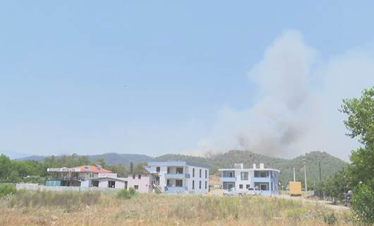 Wildfires destroy forests in Turkey's Marmaris