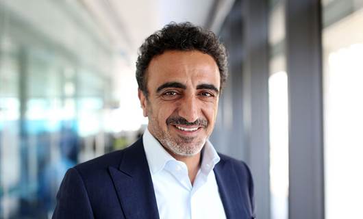 Karsazê Kurd Hamdî Ulukaya kete nav koma Netewên Yekbûyî