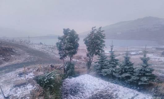 Erzurum, Ardahan ve Kars'a mevsimin ilk karı düştü!