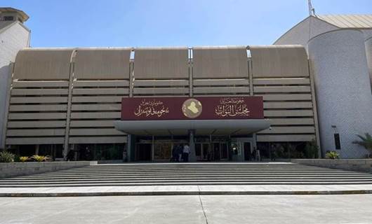 Irak Parlamentosu sıkı güvenlik tedbirleri altında toplanıyor