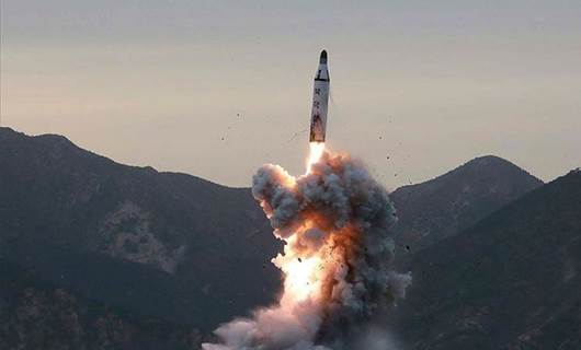 Kuzey Kore Japonya üzerinden Pasifik Okyanus'una füze fırlattı