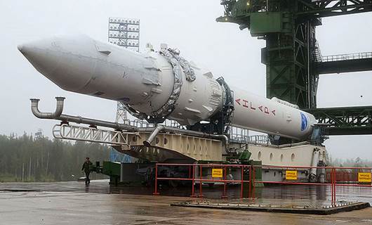Rusya: Askeri uzay aracını taşıyan füze başarıyla fırlatıldı
