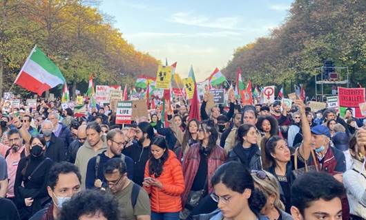 BERLİN -  Rojhılat ve İran'daki gösteriler ile dayanışma mitingi düzenlendi