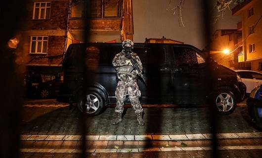 ŞIRNAK - Ev ve işyerlerine polis baskını: 15 gözaltı