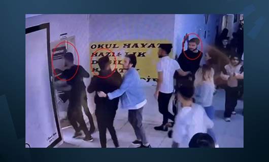 CİZRE- Kopyacı öğrenci idareye gönderildi, ağabeyleri öğretmeni sınıfta dövdü!