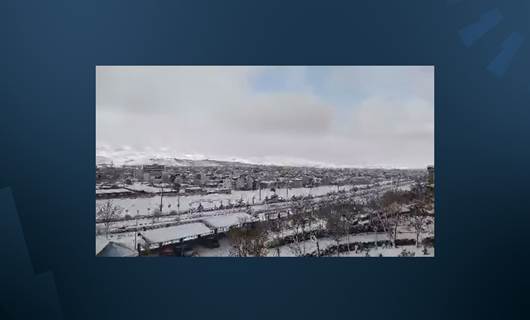 بەفربارین لە لوڕستان خوێندن لە قوتابخانەکان رادەگرێت