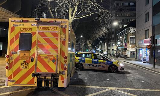 LONDRA- Araçtan ateş açıldı: 2’si çocuk 5 yaralı