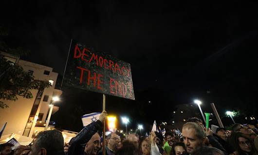İsrailli göstericiler Netanyahu’yu istifaya çağırdı