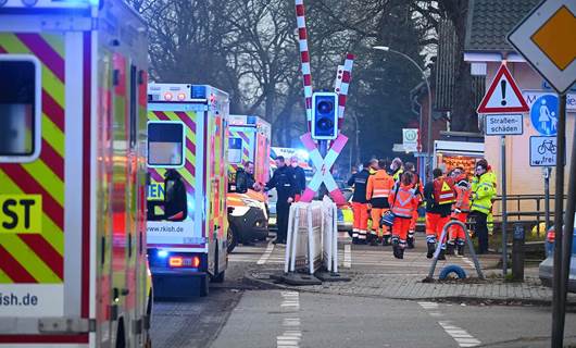 Almanya'da trende bıçaklı saldırı: 2 ölü, 5 yaralı