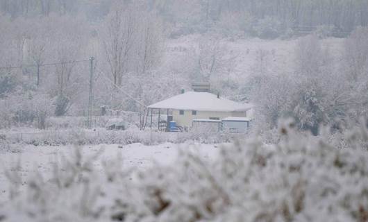FOTO- Bölge kentlerinde kar yağışı etkili oldu
