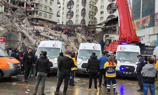 Deprem sonrası dış dünyadan Türkiye ile dayanışma ve yardım