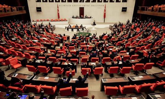 Li Parlamentoya Tirkiyê tezkereya Rewşa Awarte bo 3 mehan hat qebûlkirin