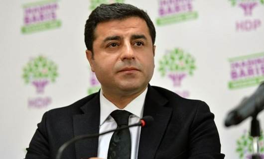 Selahattin Demirtaş: Erdoğan özür bekliyor, ben özür diliyorum