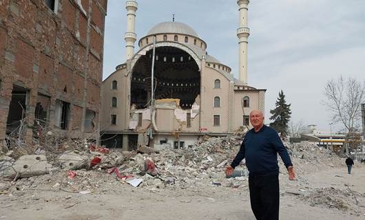 Pisporê erdhejê Prof. Dr. Ahmet Ercan hat desteserkirin